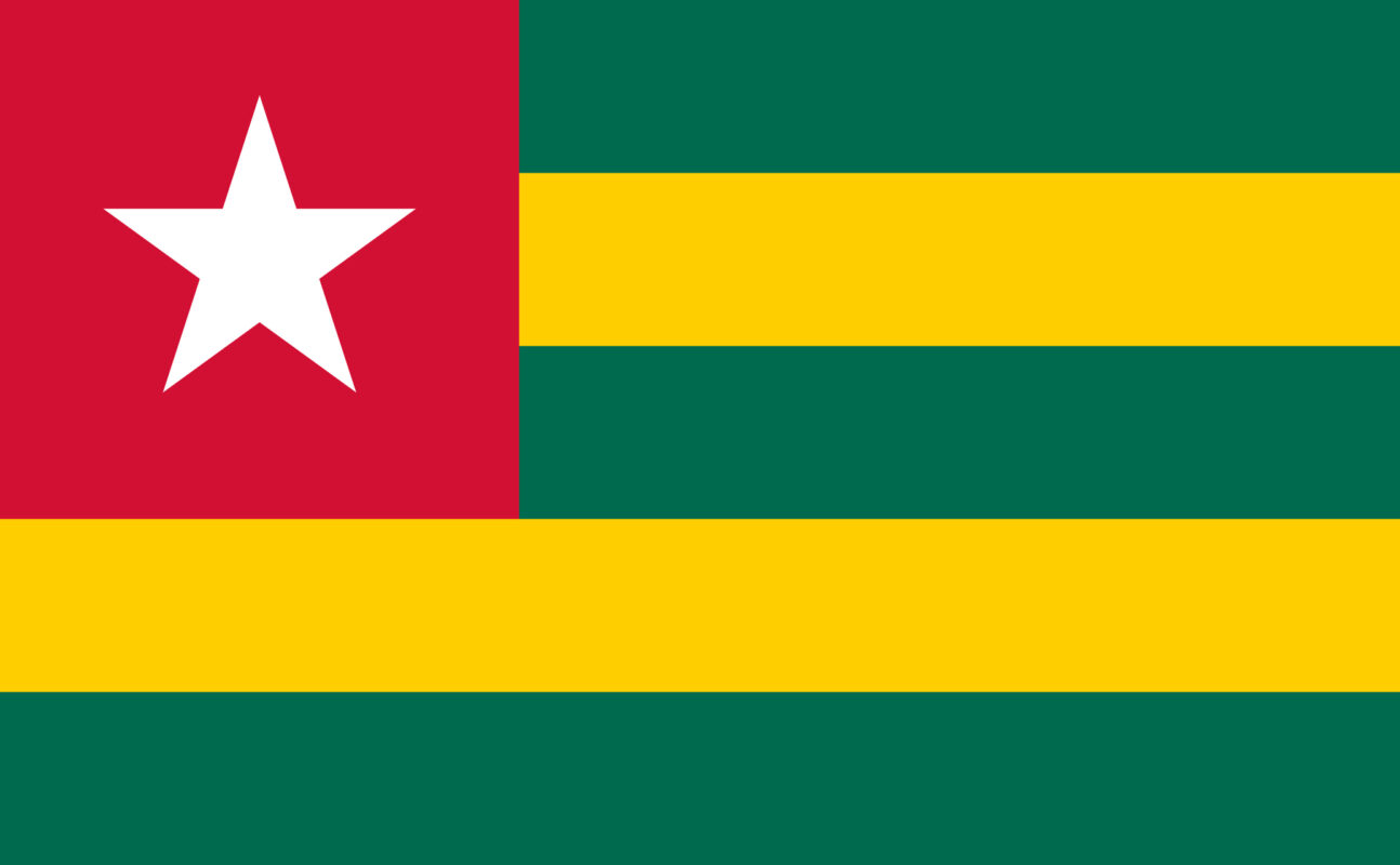 Bandiera del Togo, simbolo delle notizie dal Paese su Innovando News