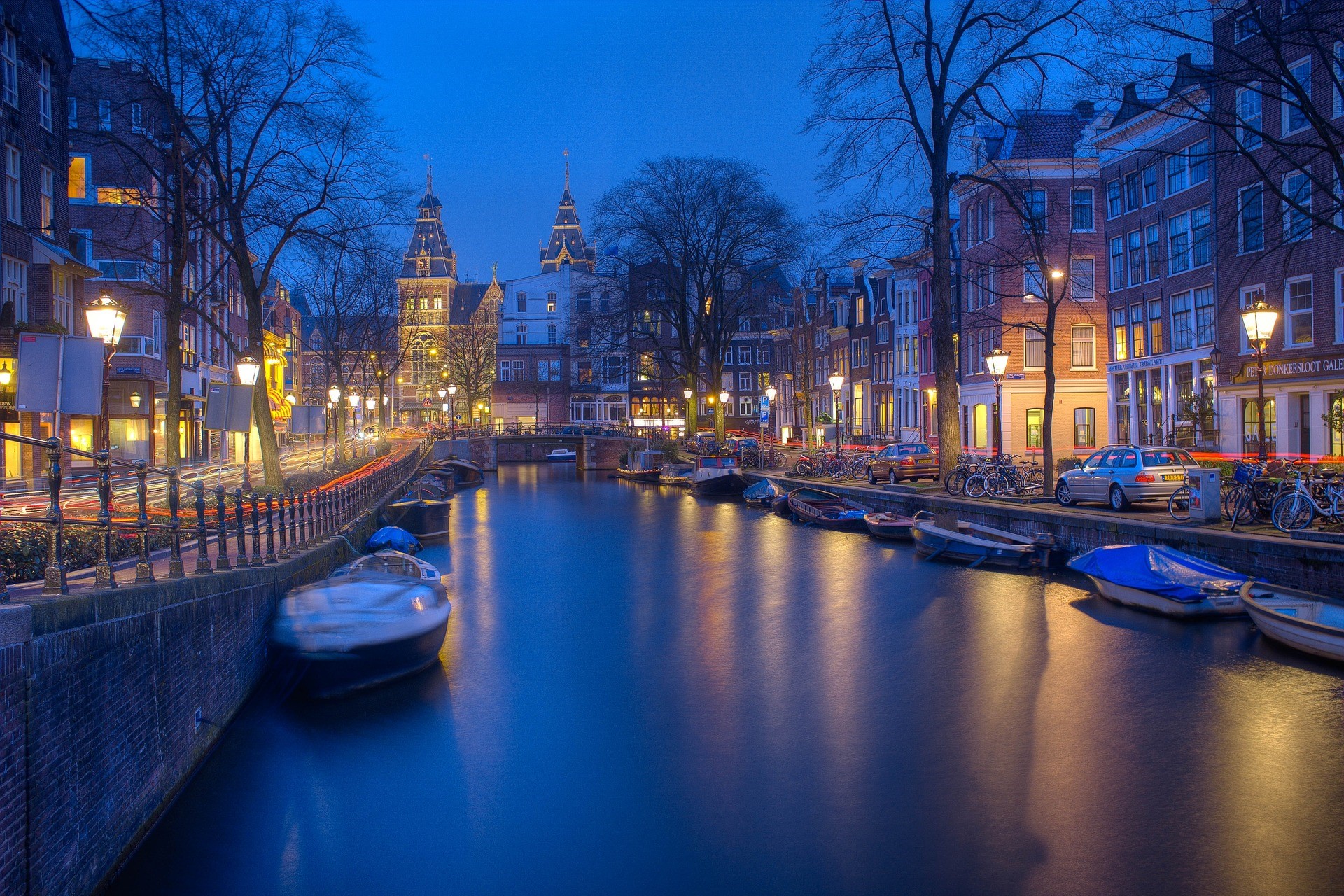 Smart City: Amsterdam, nuove politiche 100 per cento green Smart City: Amsterdam, nuove politiche 100 per cento green