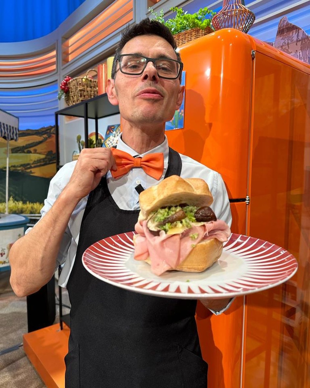 Panino gourmet: Daniele Reponi, suo vero inventore, è nato a Modena il 7 novembre 1975