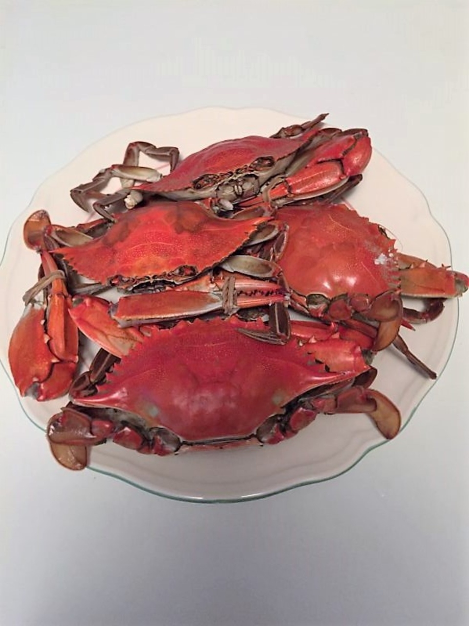 Crostacei: il granchio blu non ha particolarità cui dedicare metodi di cottura diversi rispetto agli altri crostacei: è possibile quindi applicare tutte le cotture dedicate solitamente ai colleghi, dal granciporro alla granseola