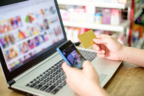 Ecco come l'AI sta rivoluzionando il comportamento d'acquisto