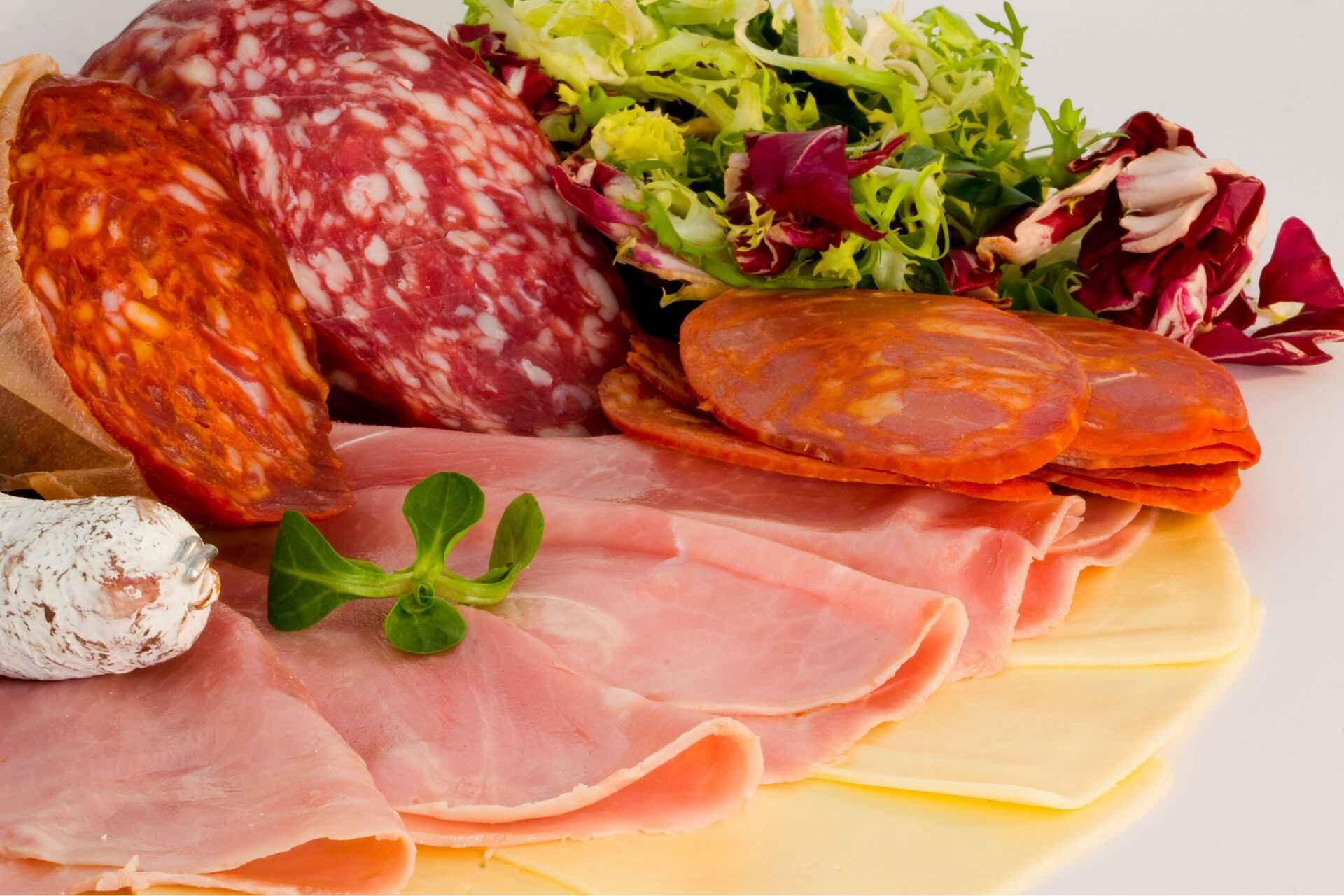 Pressione alta: si sconsiglia il consumo di insaccati e affettati