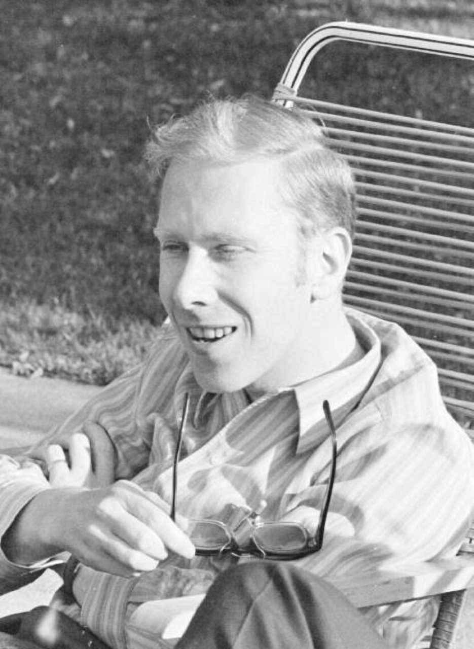 Niklaus Wirth: conseguì un Master presso l'Università di Laval
