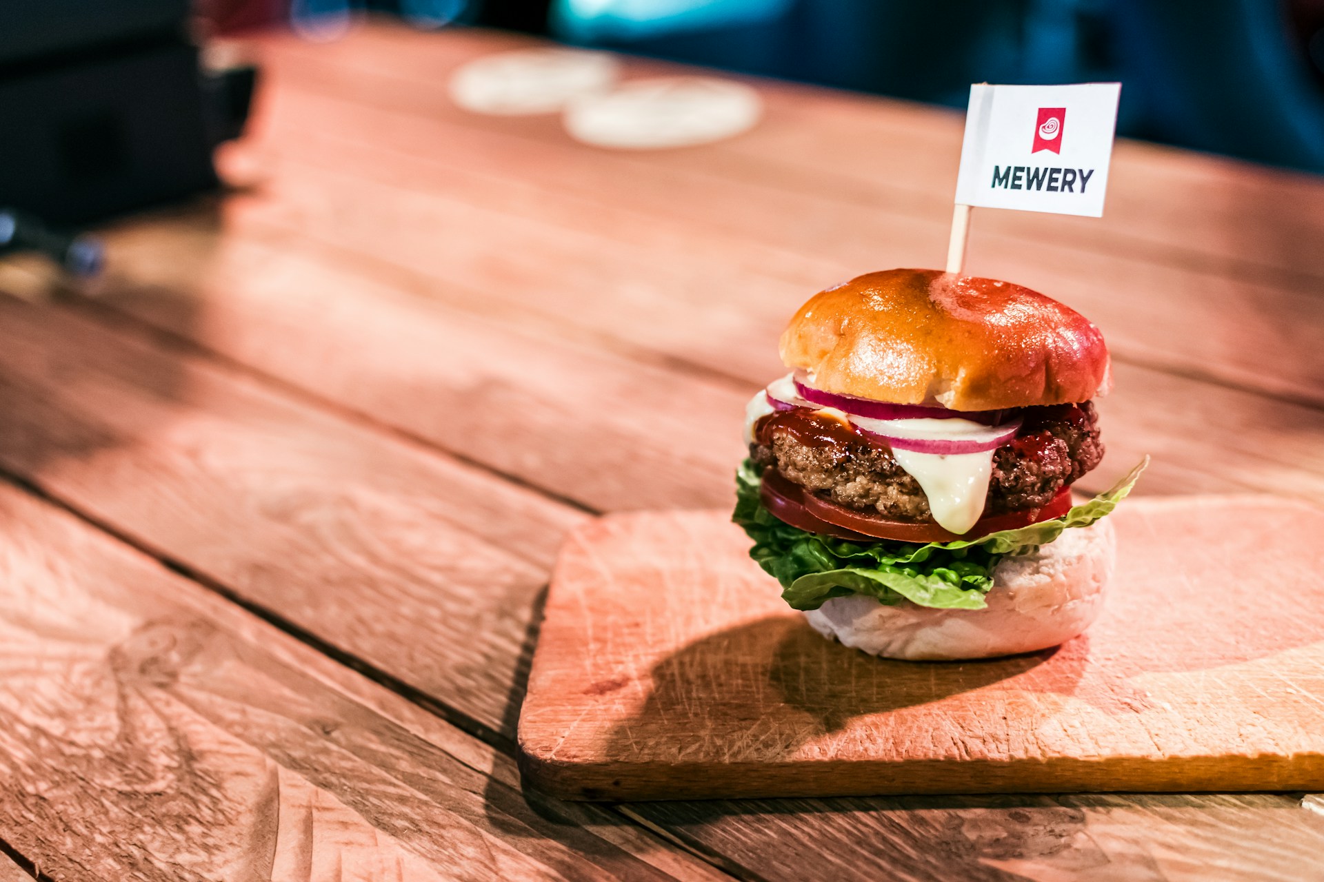 Carne coltivata: l'ecosistema cell-based si estende fino alla Repubblica Ceca, dove la startup Mewery lavora sulla carne di maiale coltivata