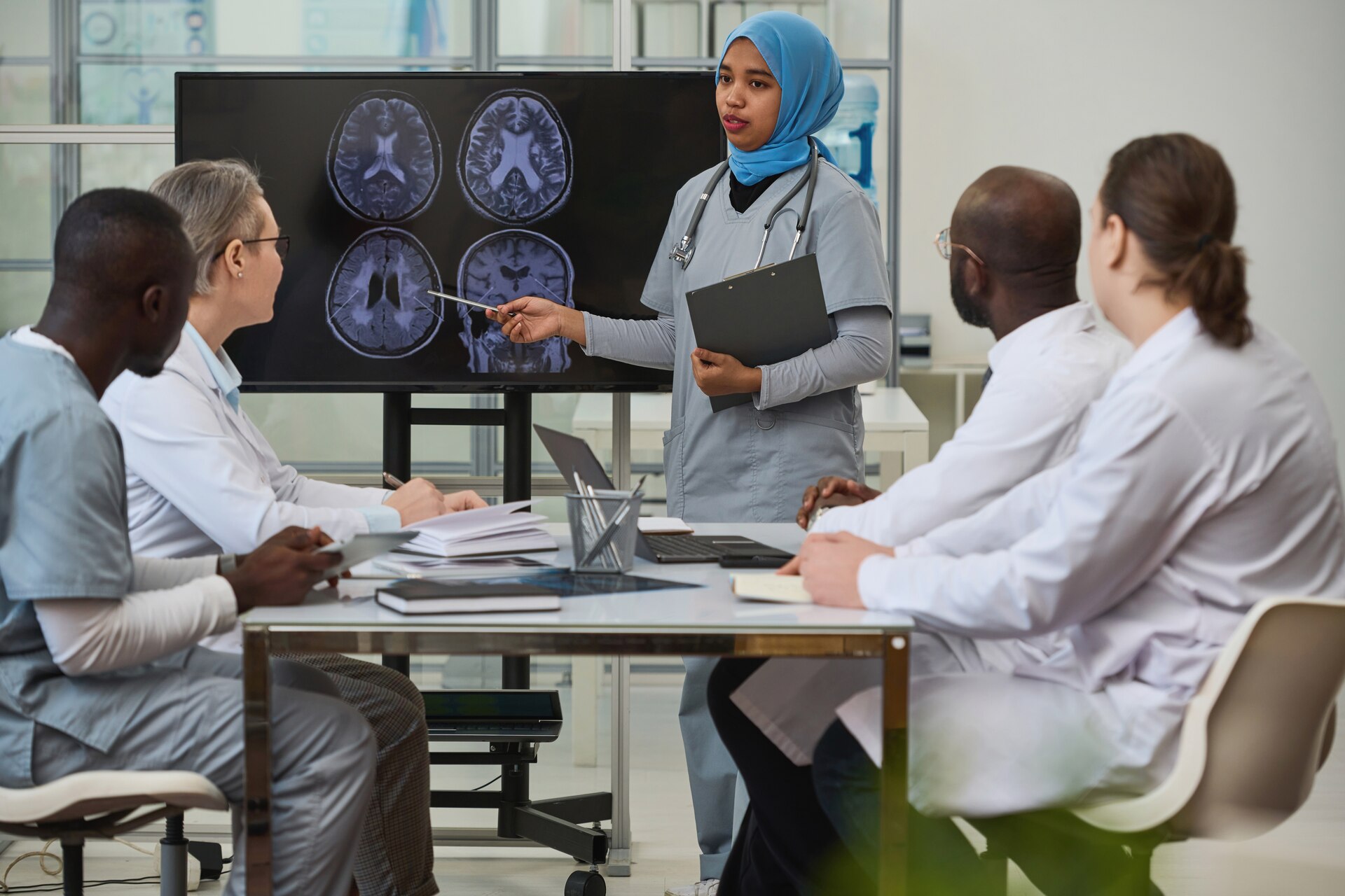 Ologrammi: grazie agli avatar e alle tecnologie AI, è immaginabile una democratizzazione dell'accesso alle cure mediche