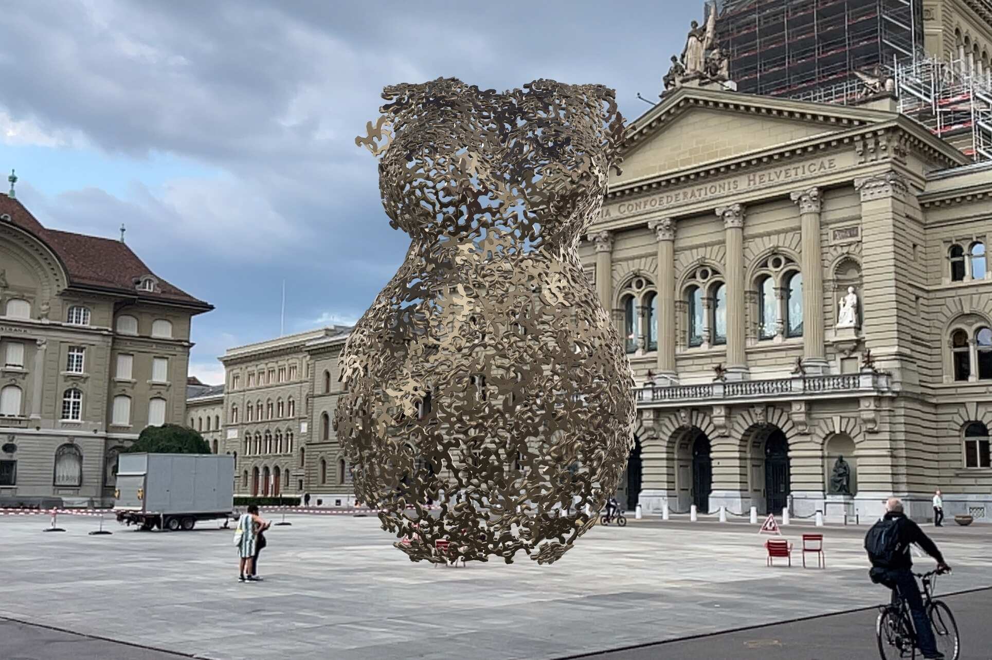 Una scultura in realtà aumentata di fronte a Palazzo Federale a Berna: l’opera originale è stata creata dall'artista Andrea Stahl(Illustrazione: Sarah Montani)