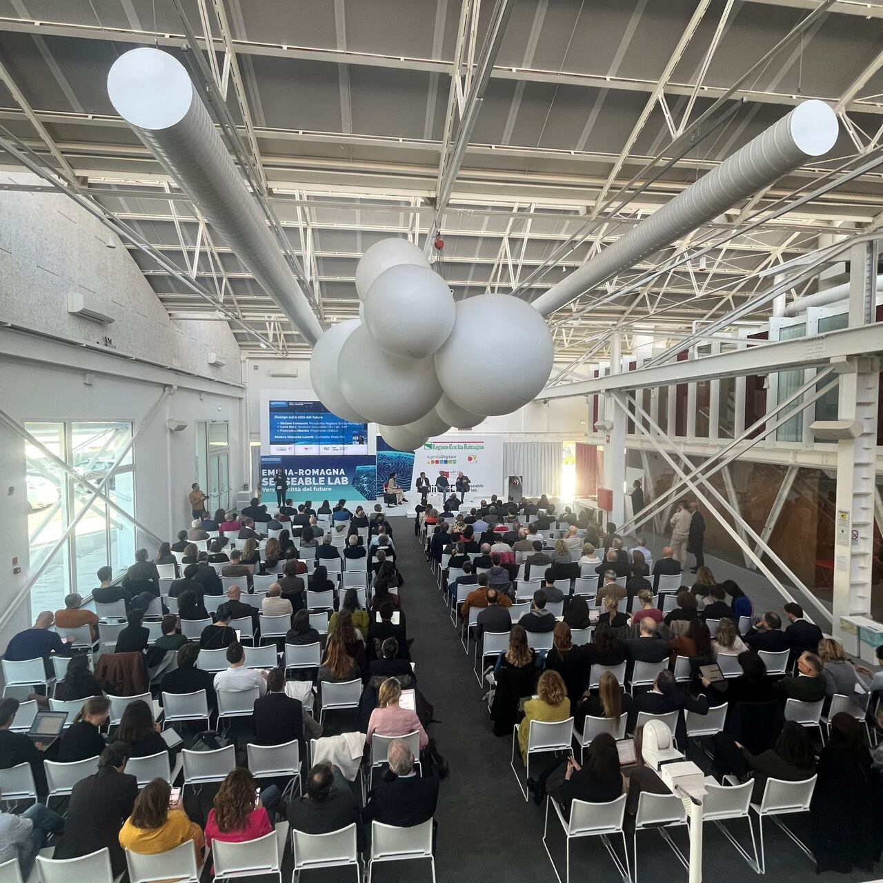 Massachusetts Institute of Technology: il MIT Senseable City Lab approderà al Tecnopolo di Bologna per immaginare le città del futuro grazie alla collaborazione con la Regione Emilia-Romagna