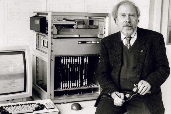 Addio a Niklaus Wirth, lo svizzero che a lungo sussurrò ai computer