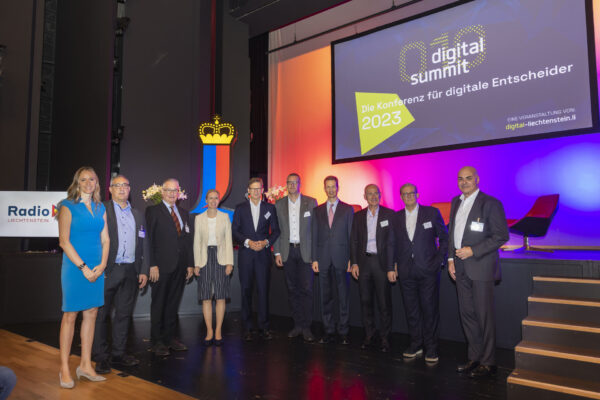 Così a Vaduz il “Digital Summit” ha suonato la carica dei trecento