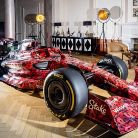 Dall’Alfa Romeo F1 Team Stake di BOOGIE all’arte per i… tifosi