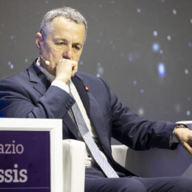 Ignazio Cassis e il dibattito sulla gestione delle nuove tecnologie