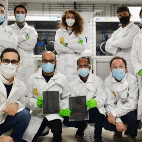Un fotovoltaico super grazie a vernici a perovskite “ibrida”