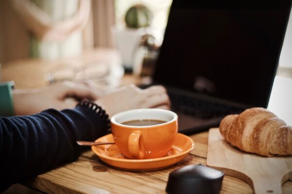 Il lavoro da remoto, e quei troppi lati oscuri per la salute