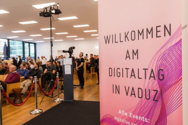 Un pieno delle grandi occasioni per la “Digitaltag” di Vaduz