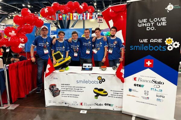 I giovani di Smilebots: “Houston, ‘non’ abbiamo un problema”