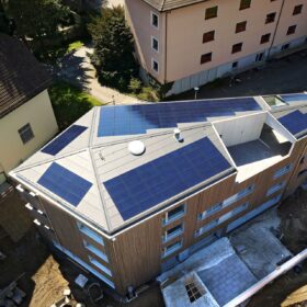 Elettromobilità e impianti fotovoltaici: 8 milioni ai Comuni