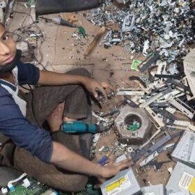 Ecowork Space elvetico per riciclare i rifiuti elettronici