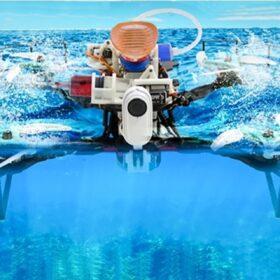 Un nuovissimo drone per transizioni ultrarapide tra aria e acqua