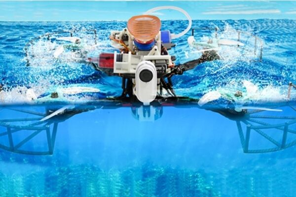 Un nuovissimo drone per transizioni ultrarapide tra aria e acqua