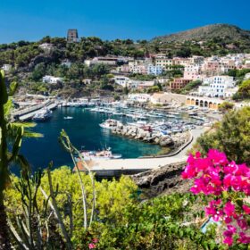 Ustica e il turismo sostenibile: le immersioni e la pesca subacquea