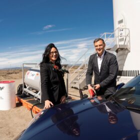 Benzina sintetica: dall’eFuel di Porsche il futuro della mobilità