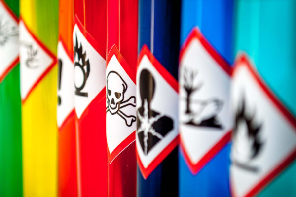 Rischio chimico: conoscerlo, prevenirlo e curarlo