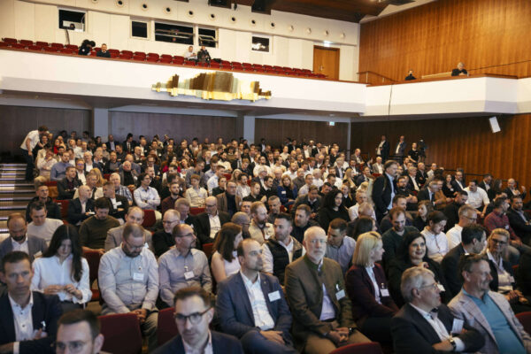 Fotogallery, l’intelligenza artificiale e il Liechtenstein in un evento