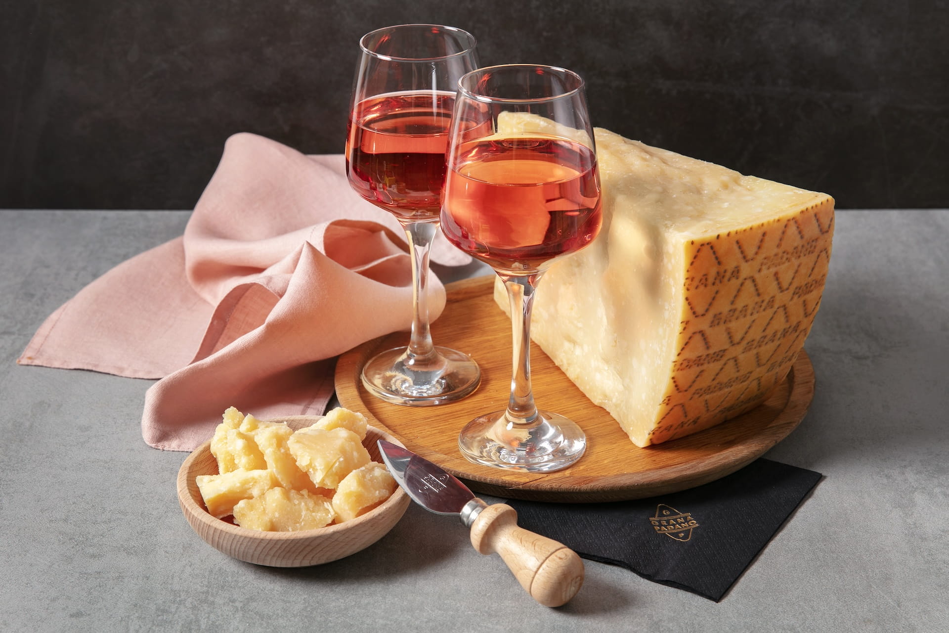 Grana Padano e vini: storia di un matrimonio elettivo