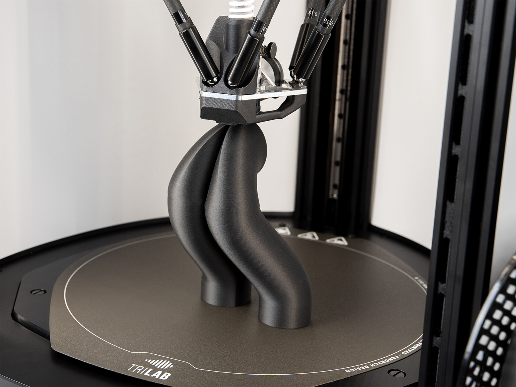 Prusa Research: un momento emblematico del processo di stampa in 3D ottenuto con la tecnologia ideata da Josef