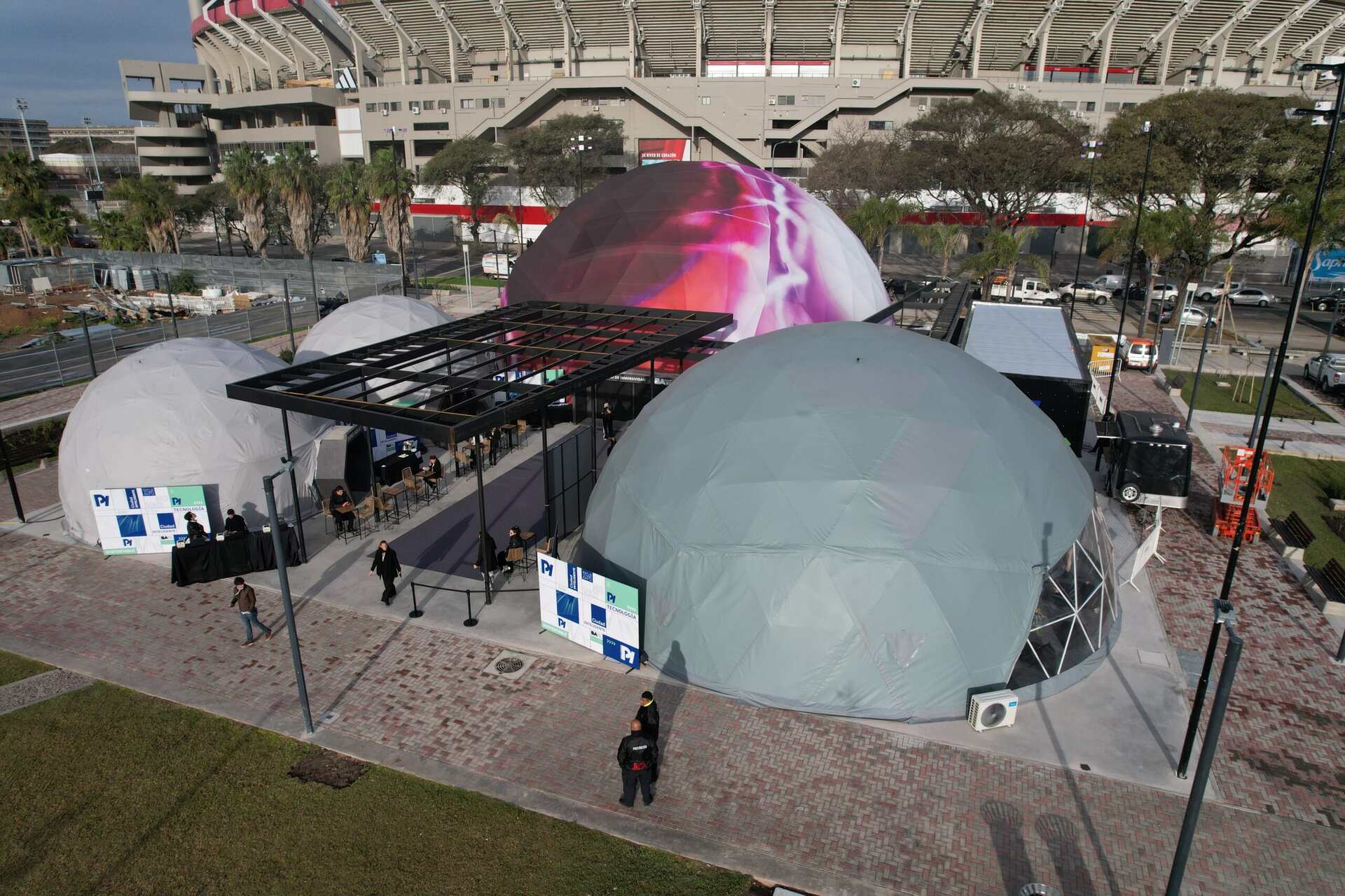 Parque de Innovación: una tensostruttura temporanea presso lo stadio del River Plate