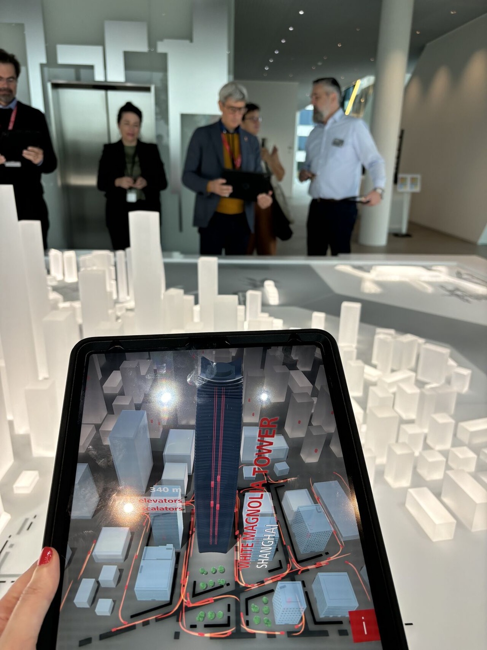 Swiss InnovationTour: scale mobili e ascensori Schindler per una migliore esperienza degli utenti