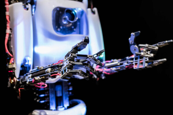 Robot umanoidi ed elettronica wearable: i nuovi sensori giapponesi