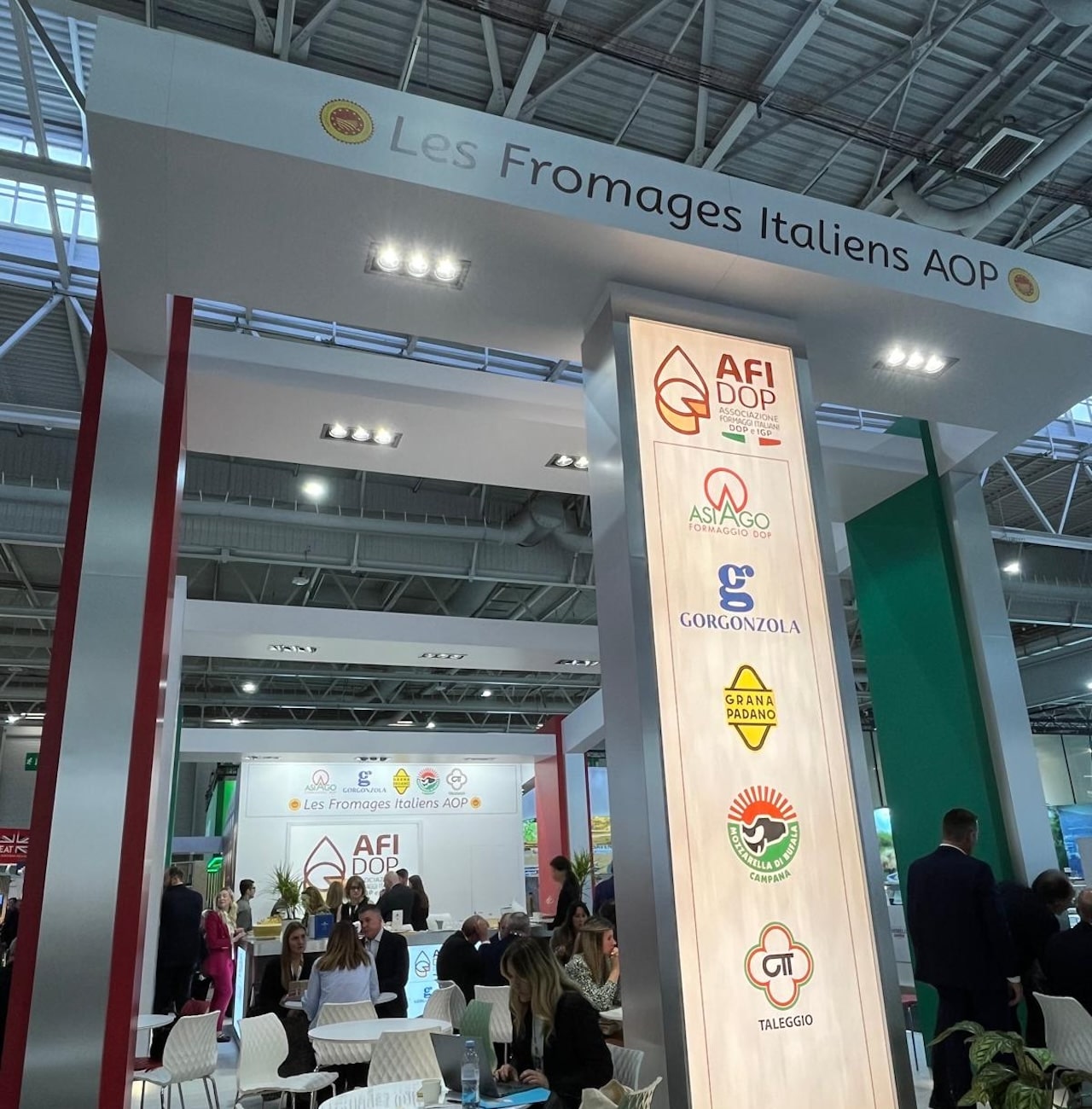 Dal SIAL al World Dairy Summit: Grana Padano conquista Parigi