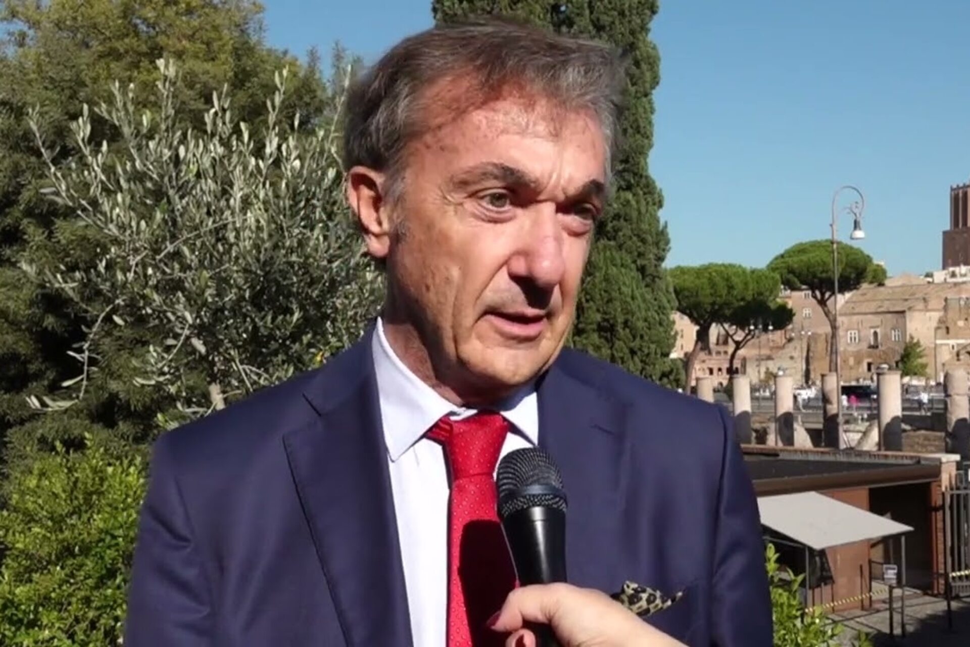 Ospedali: Luigi Bertinato è autore di oltre 140 pubblicazioni scientifiche ed è nato a Bolzano il primio seembre 1955