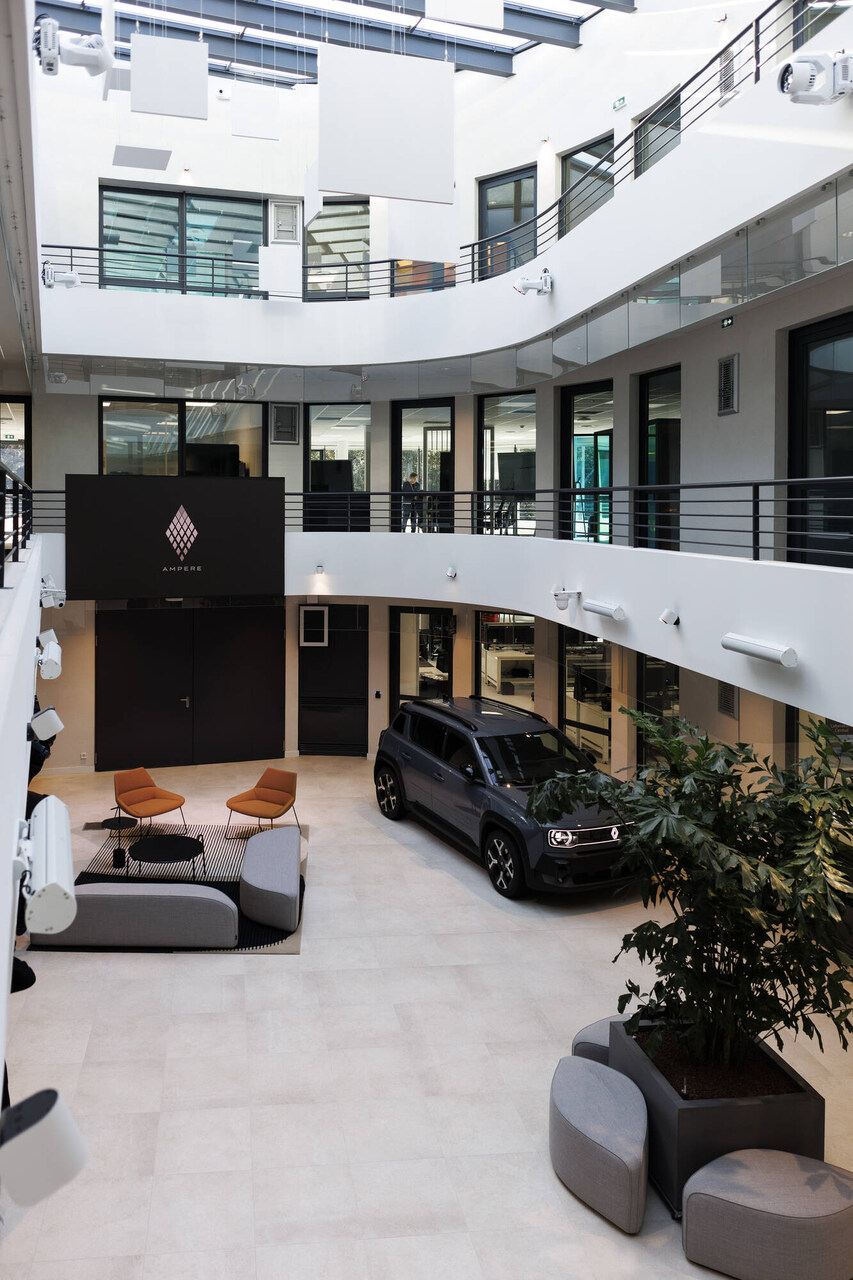 Ampere: inaugurato a Sophia Antipolis, in Francia, il Software Center in cui progettare i futuri veicoli SDV