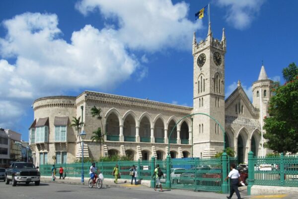 Da Barbados un modello di finanza climatica per l’avvenire