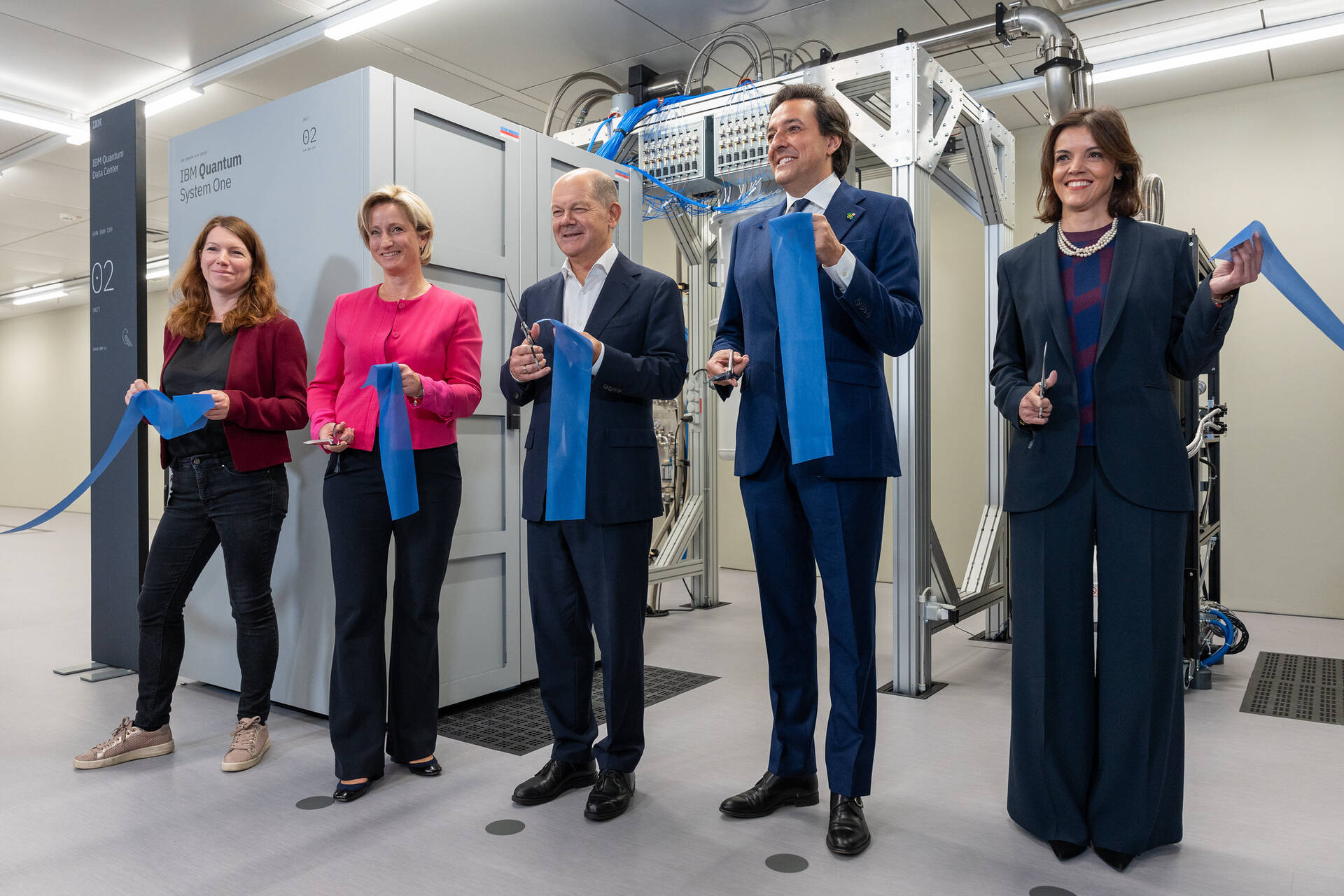 Quantum Data Center: le personalità presenti all'inaugurazione di Ehningen, in Germania