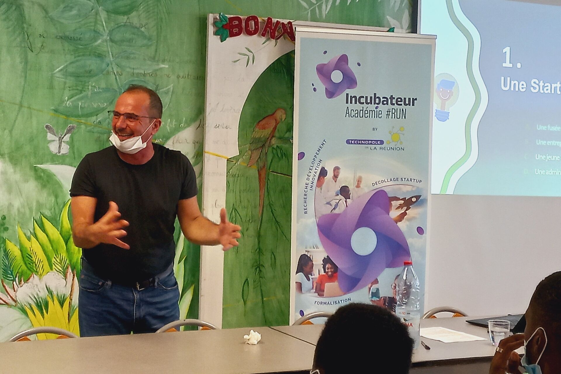 Startup a scuola: sull'Isola della Riunione nell’Oceano Indiano un’iniziativa promuove l'innovazione nell'istruzione pubblica e l’impegno dei giovanissimi francesi