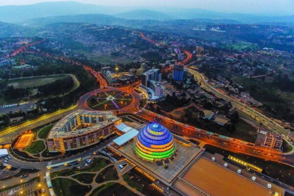 Il Ruanda? Un modello di crescita inclusiva e di innovazione