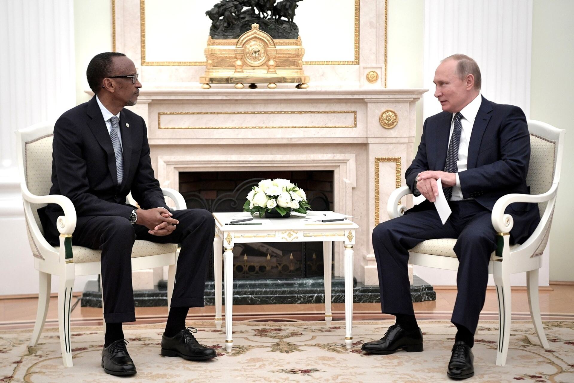 Ruanda: il presidente Paul Kagame con Vladimir Putin