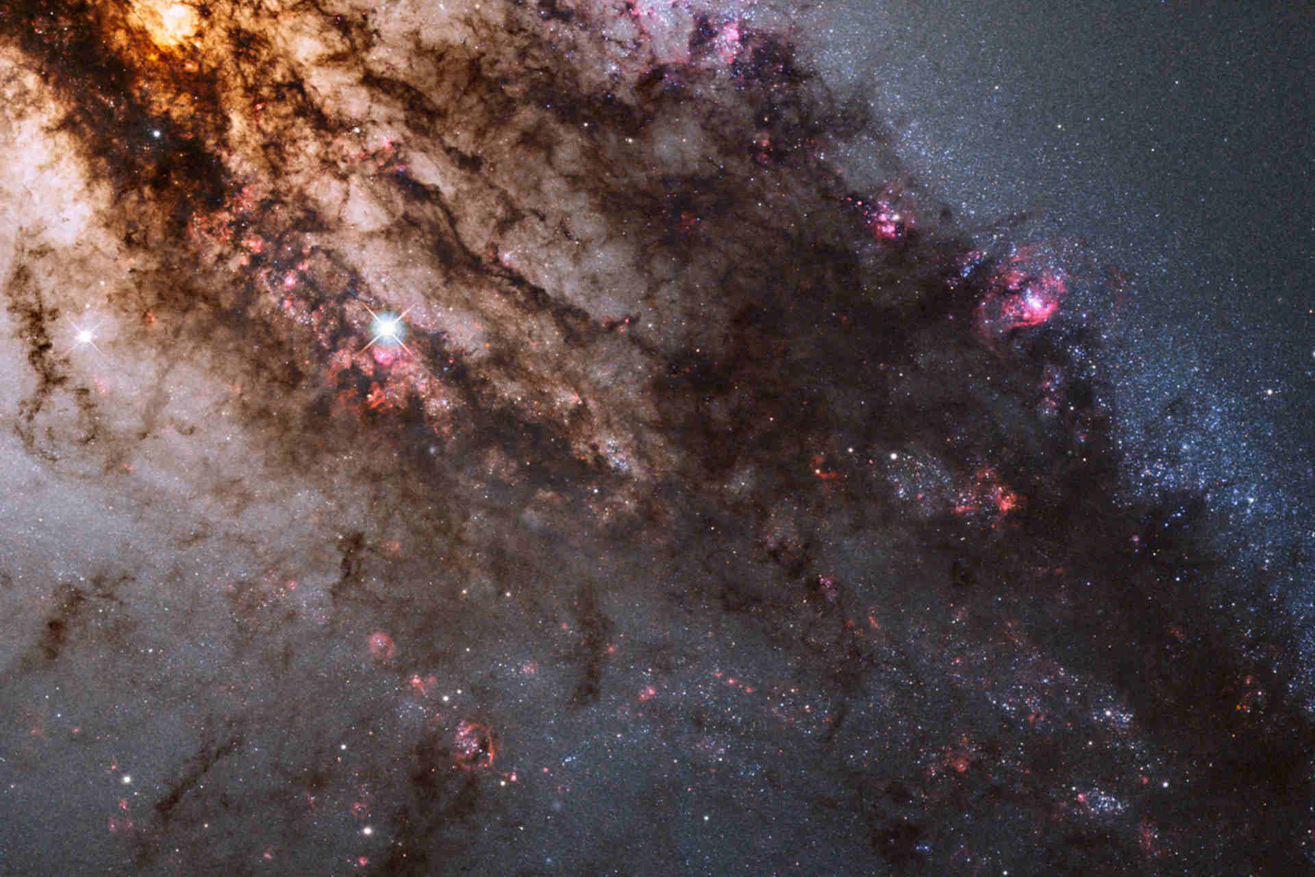 Il carbonio che costituisce il nostro corpo potrebbe aver lasciato la galassia