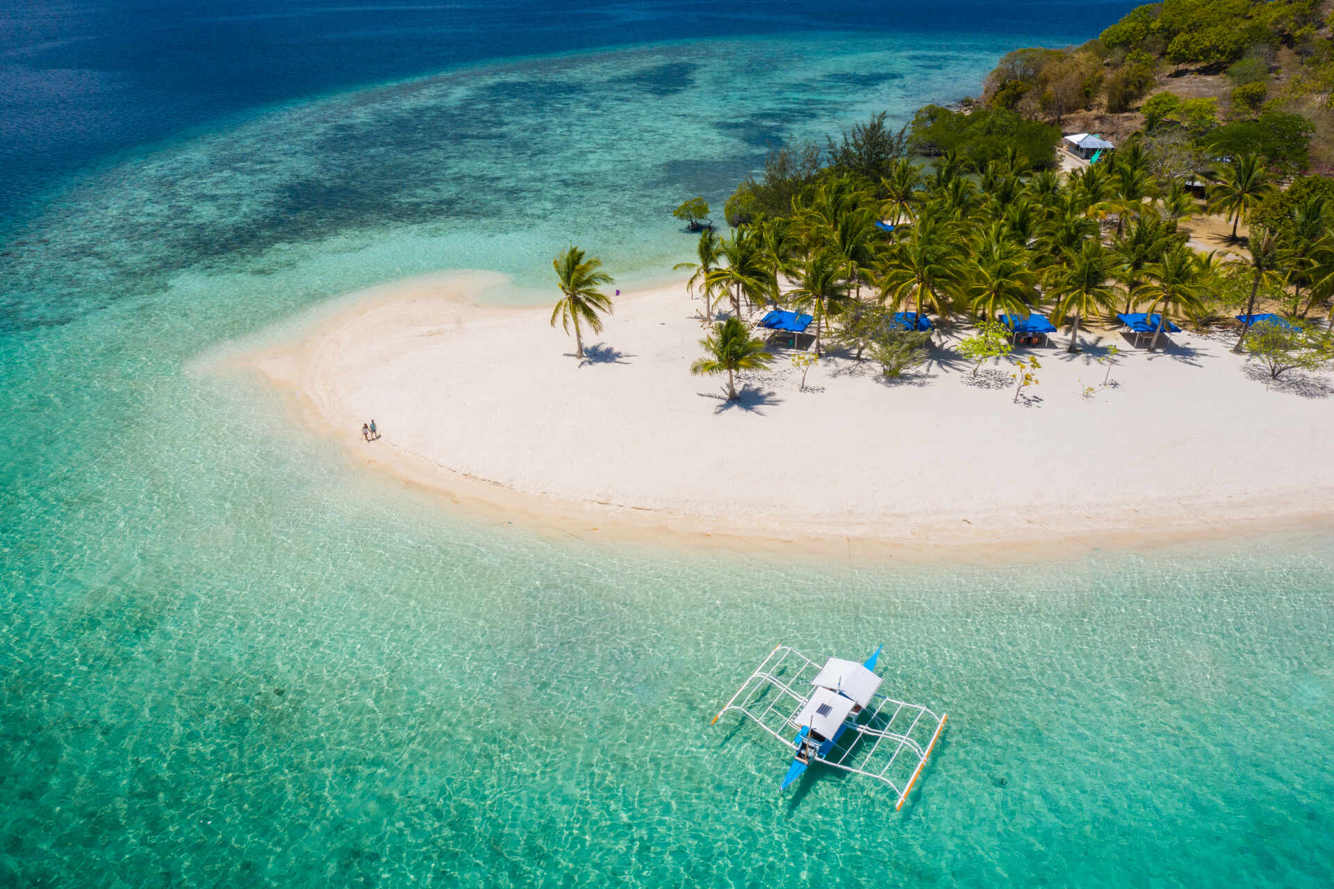 Filippine in crescita: Coron, con le sue acque cristalline e la biodiversità marina, è una delle destinazioni più spettacolari