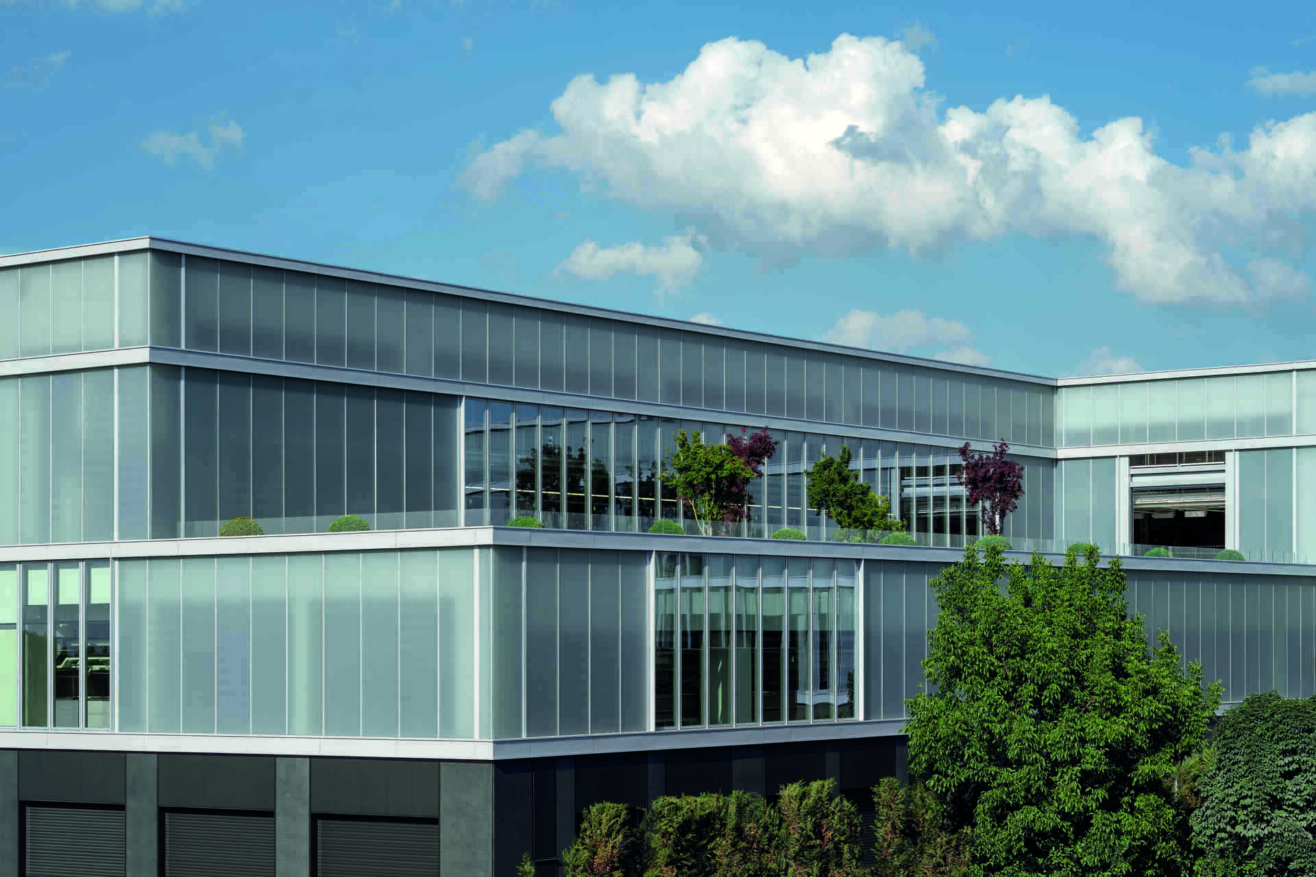 Ferrari e-building: l'esterno dell'avveniristico edificio a Maranello
