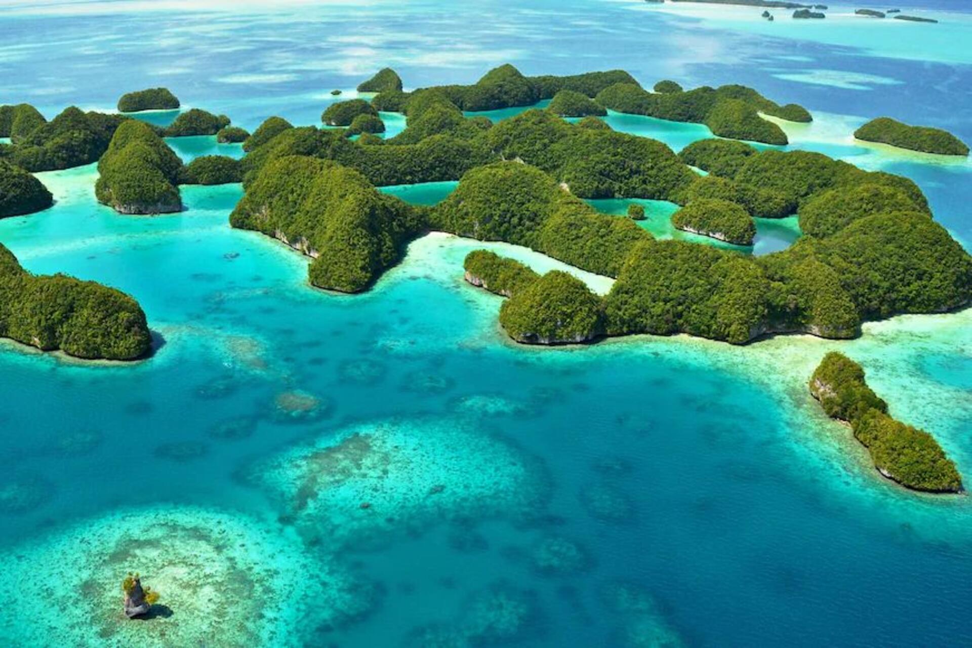 Micronesia: la Laguna di Chuuk, nell'arcipelago micronesiano, è celebre per i suoi relitti della Seconda Guerra Mondiale