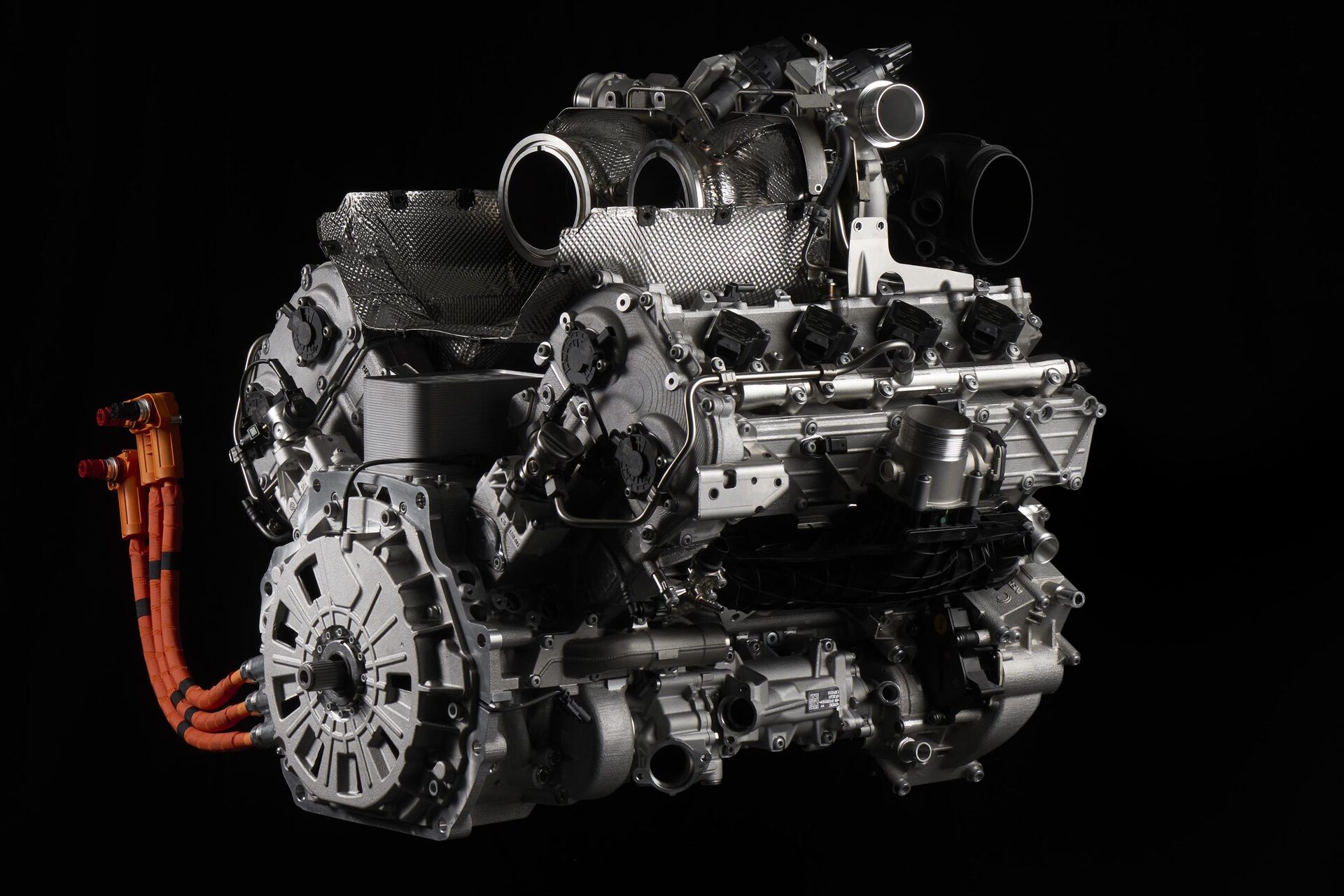 Lamborghini Temerario: l’innovazione tecnologica si riflette nella perfetta integrazione tra motore termico ed elettrificazione