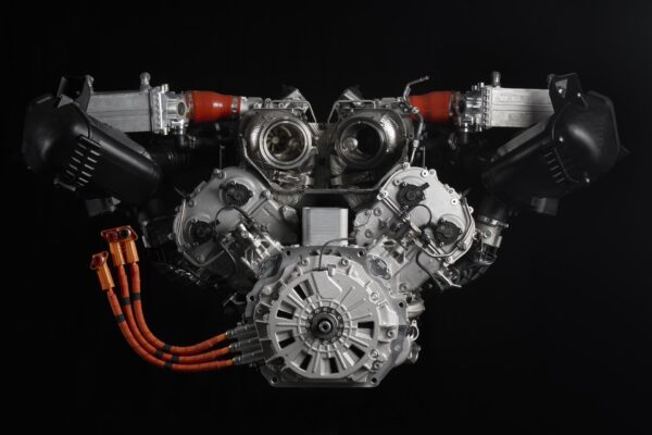 Lamborghini Temerario: l’ibrido V8 da 920 CV che domina la strada