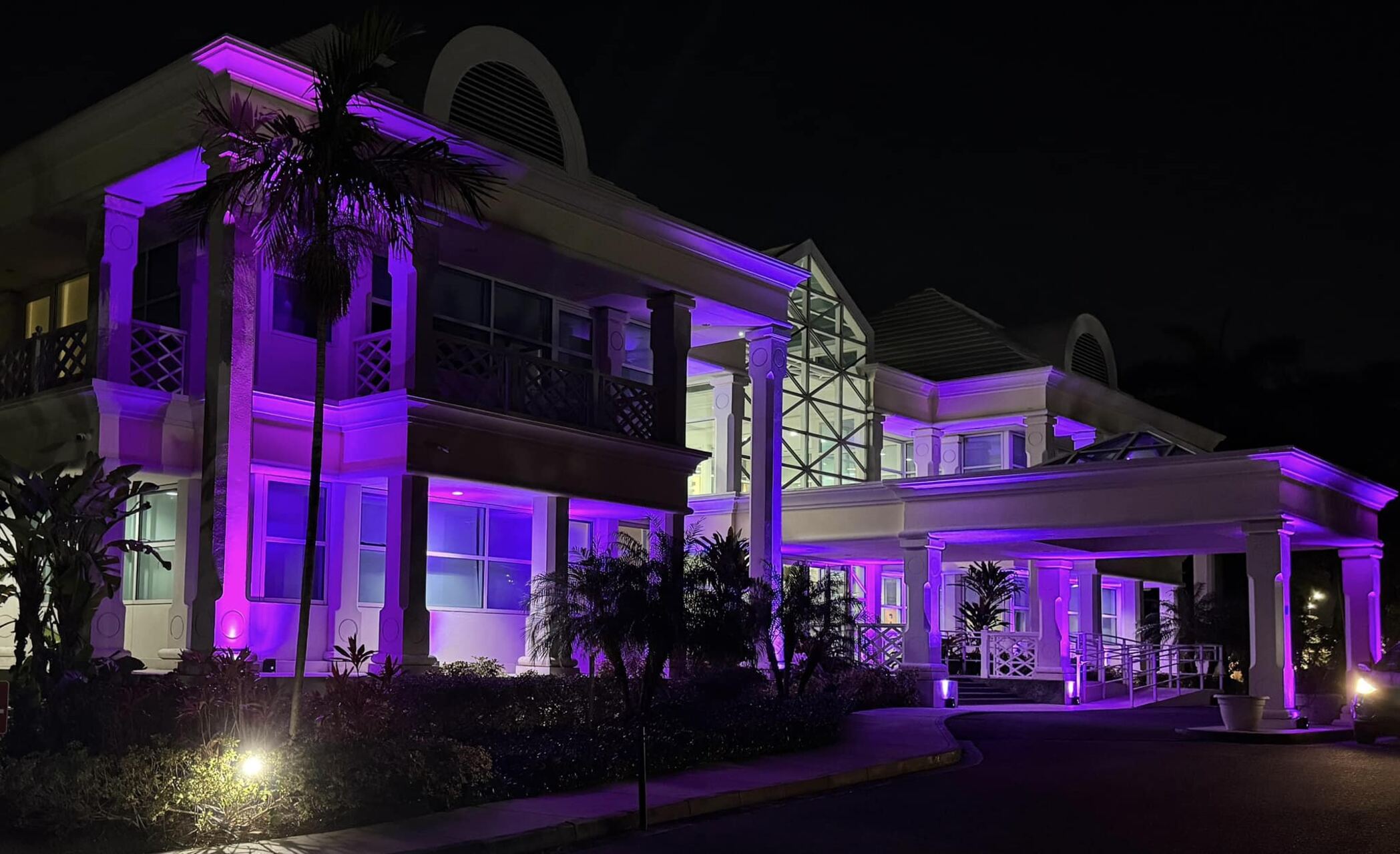 Bahamas: la Securities Commission delle Bahamas, con sede alla Poinciana House su East Bay Street, regola e supervisiona il settore finanziario del Paese