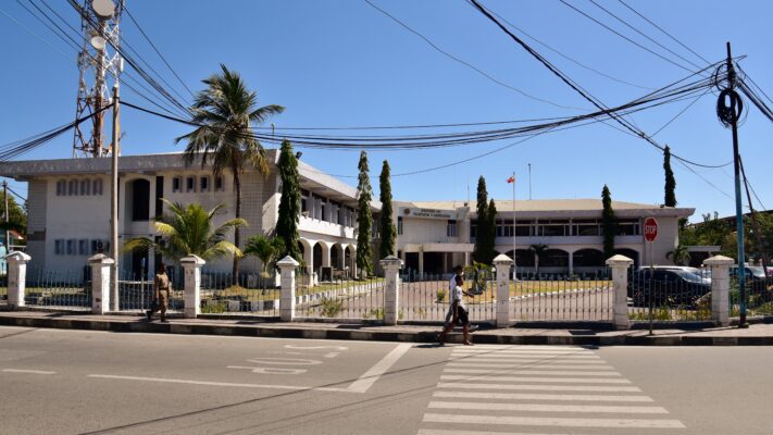 Timor Est: il Ministero dei Trasporti e delle Comunicazioni svolge un ruolo centrale nel miglioramento delle infrastrutture