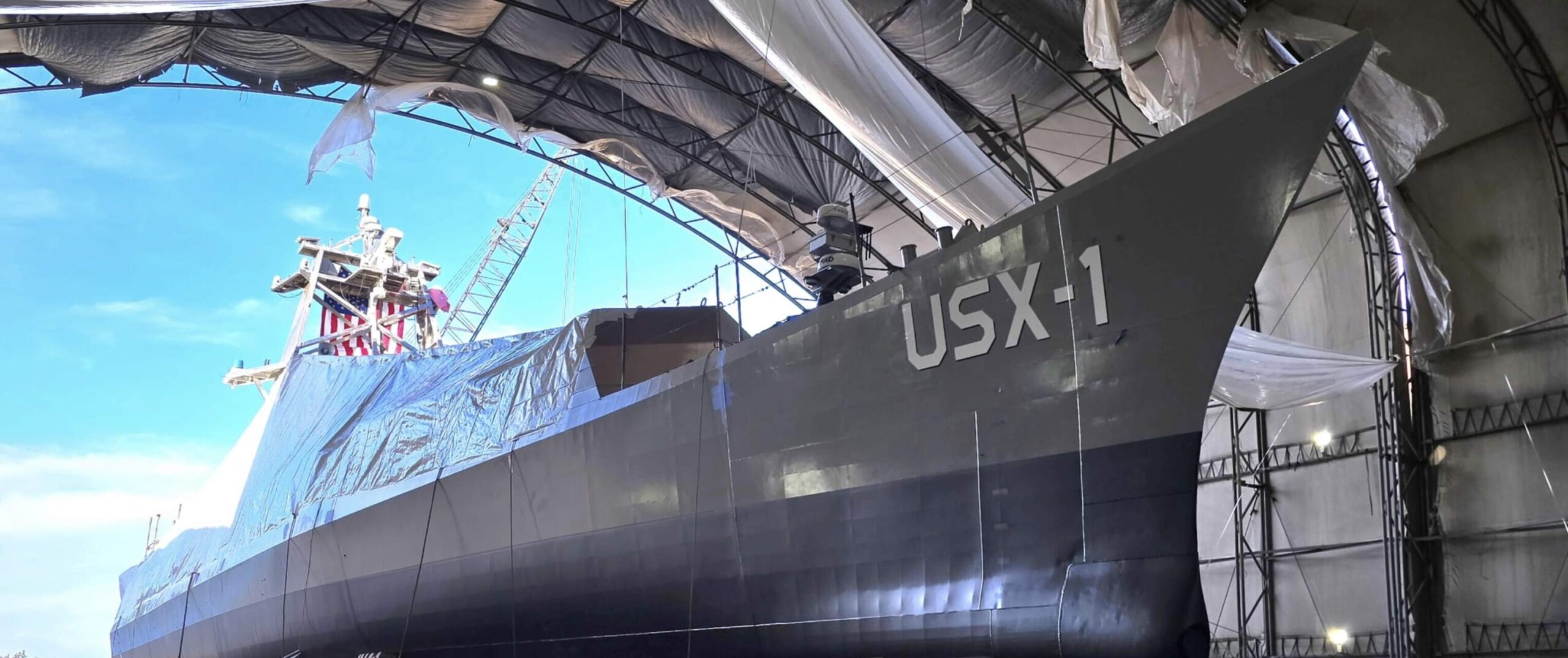 USX-1 Defiant: al debutto la nave da guerra statunitense senza equipaggio della DARPA