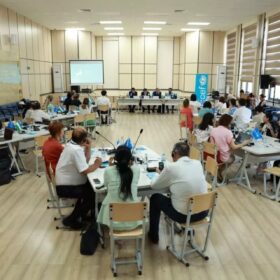 Più digitalizzazione nell’istruzione uzbeka per un futuro sostenibile